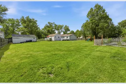 37883 N Watts Avenue, Spring Grove, IL 60081 - Photo 20