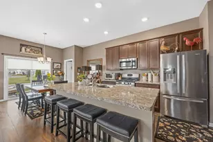 1770 Southern Cir, Pingree Grove, IL 60140 - Photo 6