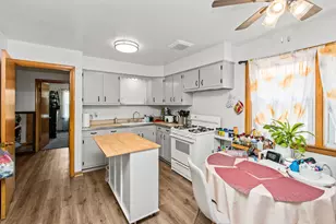 6252 W Irving Park Rd, Chicago, IL 60634 - Photo 10