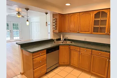 8400 S 84th Court, Hickory Hills, IL 60457 - Photo 6