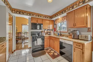 1112 Pheasant Trail, Carol Stream, IL 60188 - Photo 8