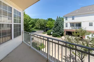 733 Pheasant Trail, Saint Charles, IL 60174 - Photo 10