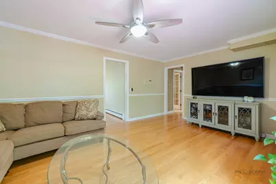 357 Roberts Road, Inverness, IL 60010 - Photo 16