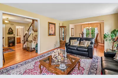 214 Carmelhead Lane, Schaumburg, IL 60193 - Photo 4