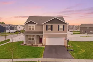 2282 Cobble Spgs Dr, Wonder Lake, IL 60097 - Photo 2