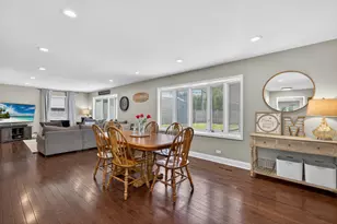310 N Schiller St, Palatine, IL 60067 - Photo 16