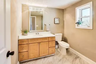 8842 S Talman Ave, Evergreen Park, IL 60805 - Photo 12