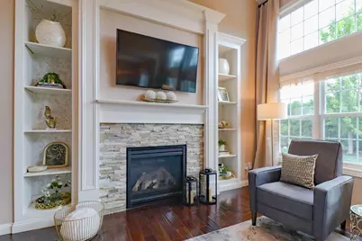 8 Ann Arbor Court, Bloomington, IL 61705 - Photo 6