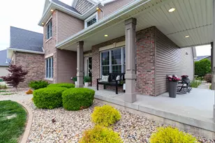 8 Ann Arbor Ct, Bloomington, IL 61705 - Photo 48