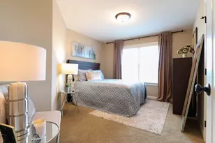 8 Ann Arbor Ct, Bloomington, IL 61705 - Photo 32