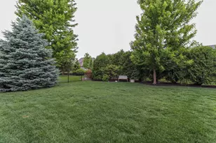 8 Ann Arbor Ct, Bloomington, IL 61705 - Photo 50