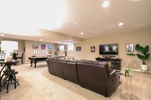 8 Ann Arbor Ct, Bloomington, IL 61705 - Photo 34