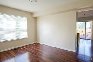 850 Indian Wells Cir, Elgin, IL 60123 - Photo 12