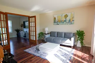 850 Indian Wells Cir, Elgin, IL 60123 - Photo 4
