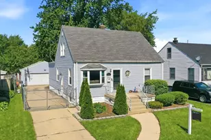 602 Hirsch Ave, Calumet City, IL 60409 - Photo 2