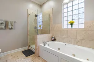 929 W George St, Chicago, IL 60657 - Photo 14