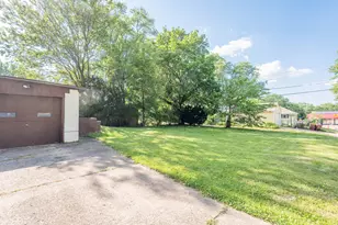 1203 Taylor St, Rockford, IL 61101 - Photo 12