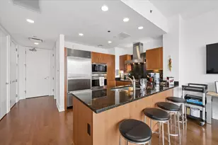 401 N Wabash Ave, Chicago, IL 60611 - Photo 8