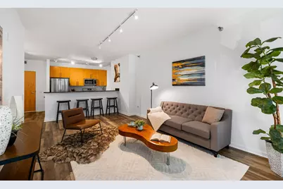 125 S Green Street #307A, Chicago, IL 60607 - Photo 2