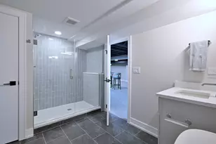675 S Edgewood Ave, Elmhurst, IL 60126 - Photo 28