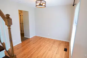 1417 Queensgreen Cir, Naperville, IL 60563 - Photo 4