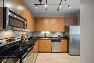 565 W Quincy St, Chicago, IL 60661 - Photo 8