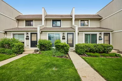 537 Pheasant Court, Grayslake, IL 60030 - Photo 1