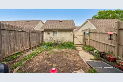 537 Pheasant Court, Grayslake, IL 60030 - Photo 6