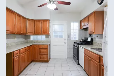 5838 N Mulligan Avenue, Chicago, IL 60646 - Photo 10
