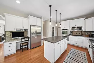 1133 Verona Ridge Dr, Aurora, IL 60506 - Photo 14