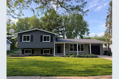910 Fairlawn Avenue, Libertyville, IL 60048 - Photo 1