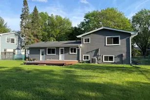 910 Fairlawn Ave, Libertyville, IL 60048 - Photo 14