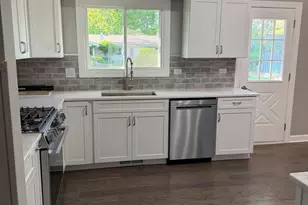 910 Fairlawn Ave, Libertyville, IL 60048 - Photo 6