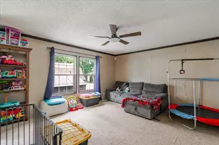 861 4th St, Normal, IL 61761 - Photo 16