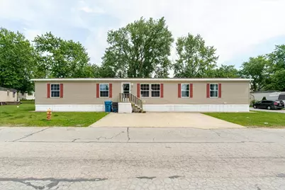 861 4th Street, Normal, IL 61761 - Photo 1