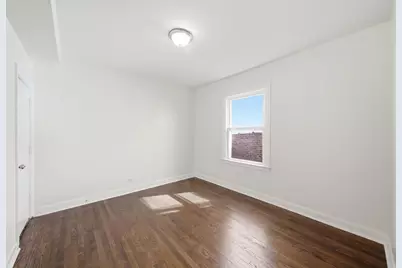 8024 S Vernon Avenue, Chicago, IL 60619 - Photo 10