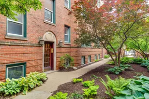 2026 N Burling St, Chicago, IL 60614 - Photo 2