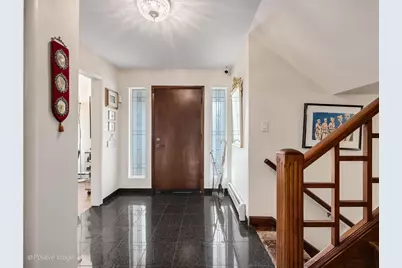 727 S Spring Avenue, La Grange, IL 60525 - Photo 2