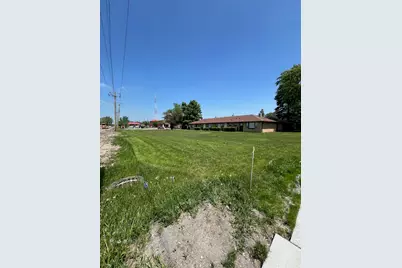 3298 7th Street, Park City, IL 60085 - Photo 2