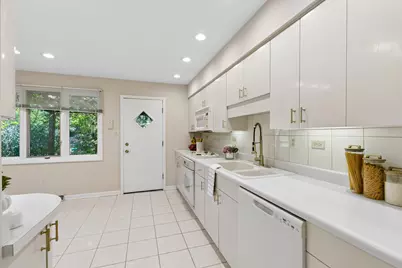 726 E 194th Street, Glenwood, IL 60425 - Photo 10