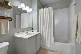 645 N Kingsbury St, Chicago, IL 60654 - Photo 10