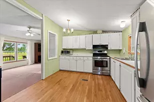 462 County Rd 2600 N, Mahomet, IL 61853 - Photo 10