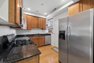 6333 N Glenwood Ave, Chicago, IL 60660 - Photo 8
