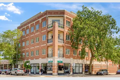 4705 S Champlain Avenue #404, Chicago, IL 60615 - Photo 1
