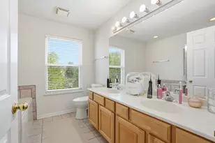 2361 Shiloh Dr, Aurora, IL 60503 - Photo 18