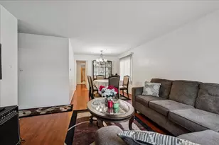8940 Lamon Ave, Skokie, IL 60077 - Photo 4