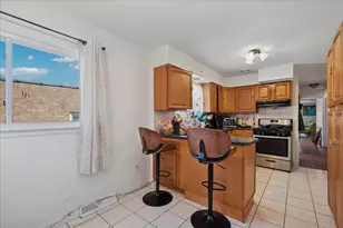 8940 Lamon Ave, Skokie, IL 60077 - Photo 16