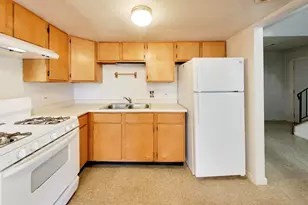 26371 N Diamond Lake Rd, Mundelein, IL 60060 - Photo 10