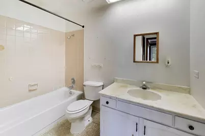 26371 N Diamond Lake Road, Mundelein, IL 60060 - Photo 22