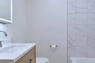 1620 N 73rd Ct, Elmwood Park, IL 60707 - Photo 12